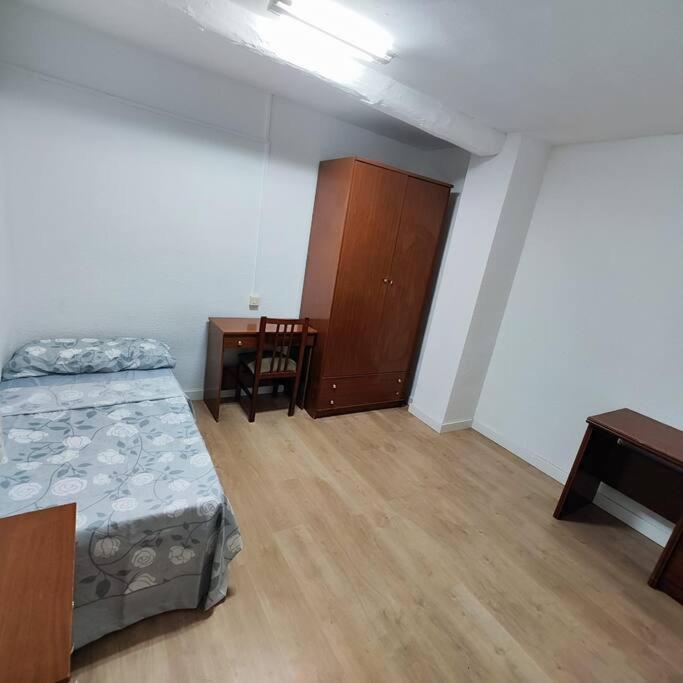 מלון סלאמנקה Residencia 14 מראה חיצוני תמונה